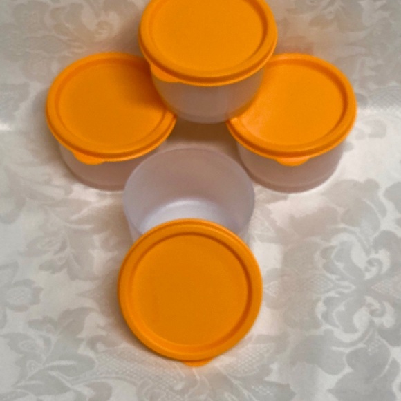 NWOT Tupperware Snack Cups, 4 pcs, 4 oz capacities - Picture 3 of 3